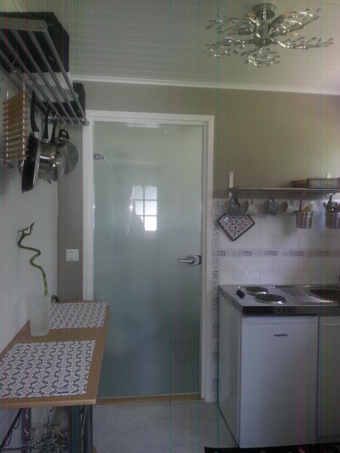Poppelstrand Nuuksio, Pet Friendly Guest Apartment エクステリア 写真